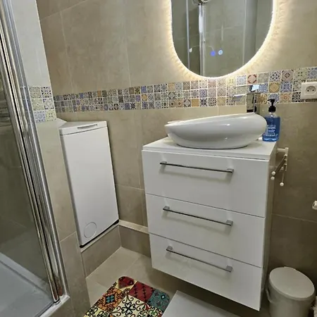 Jade - 20 Min To Paris Guest house