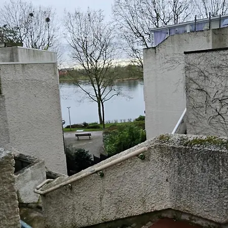 Jade - 20 Min To Paris Guest house Creteil