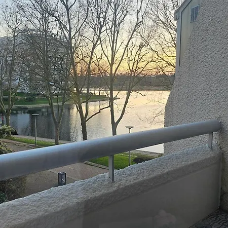 Jade - 20 Min To Paris Guest house